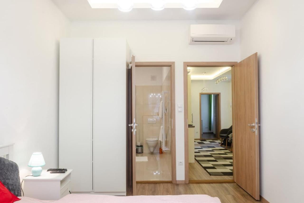 3 En Suit Bedroom Flat In The Main Centre For 6Ppl, 3Bdr,3Bthr,Ac Budapest Ngoại thất bức ảnh