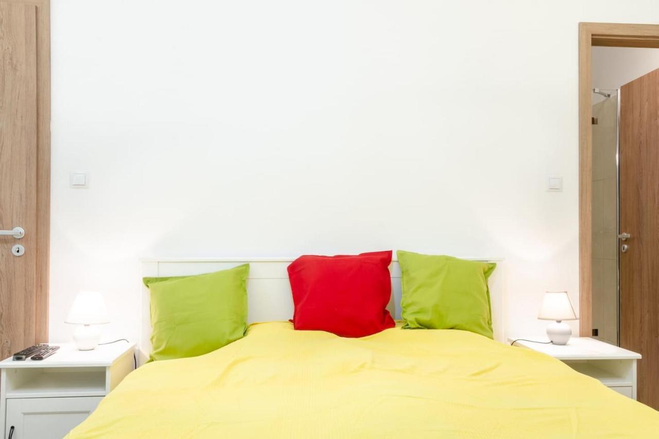 3 En Suit Bedroom Flat In The Main Centre For 6Ppl, 3Bdr,3Bthr,Ac Budapest Ngoại thất bức ảnh